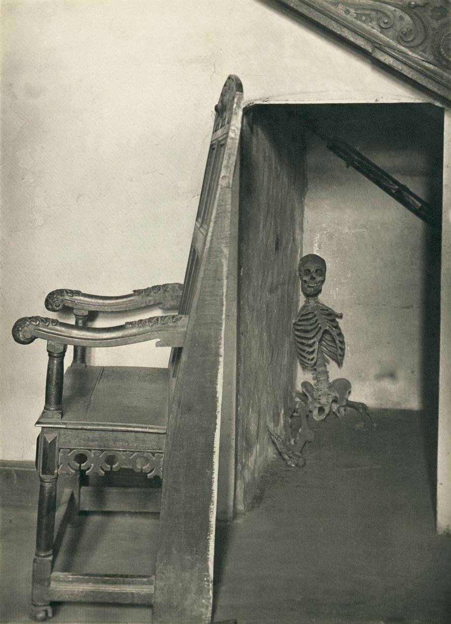 Csontváz a szekrényben, Aston Hall, Aston, Birmingham, 1895-1905 alkotó: Percy Thomas Deakin