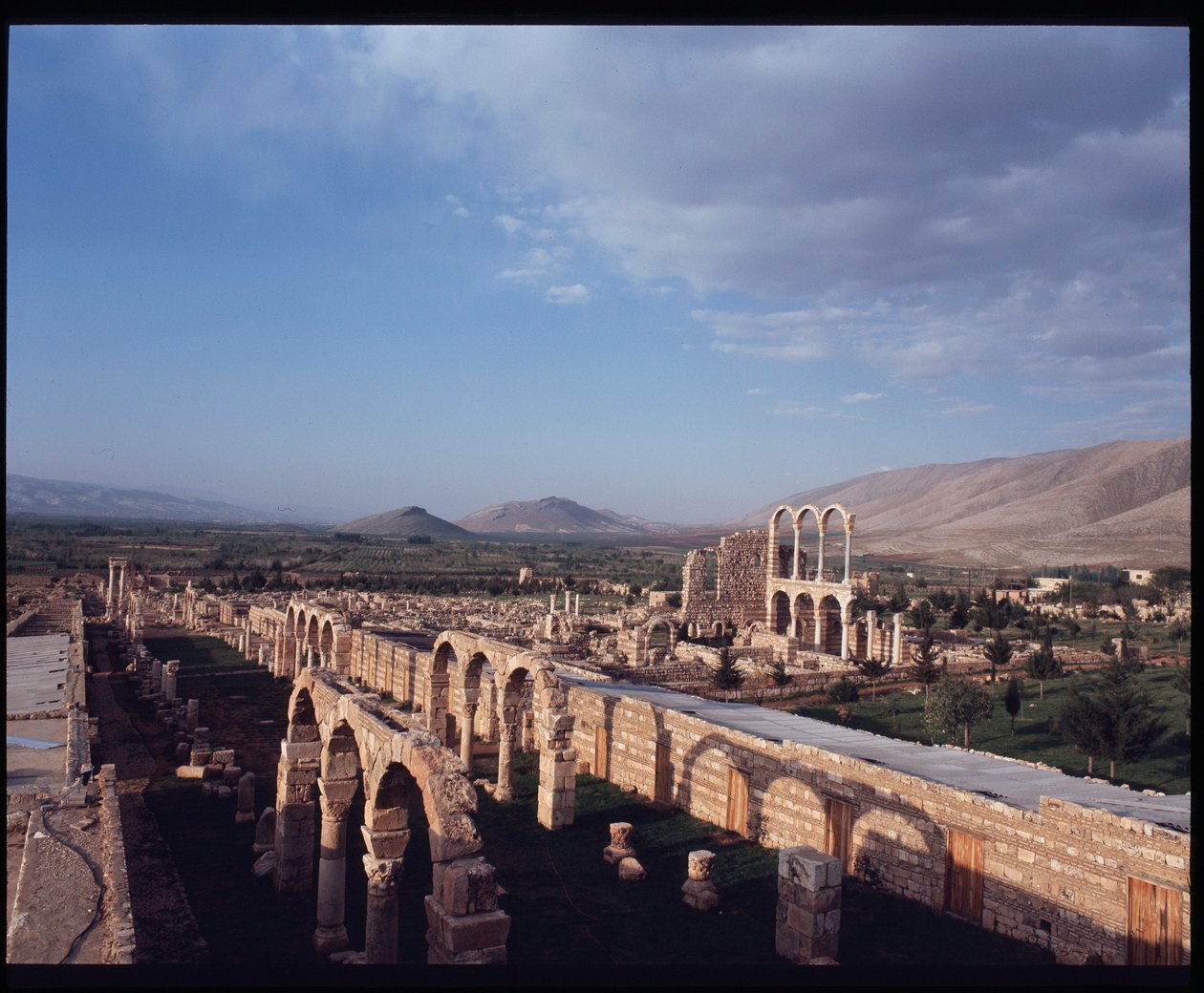 Kilátás Anjar városára, 705-710 alkotó: Period Umayyad