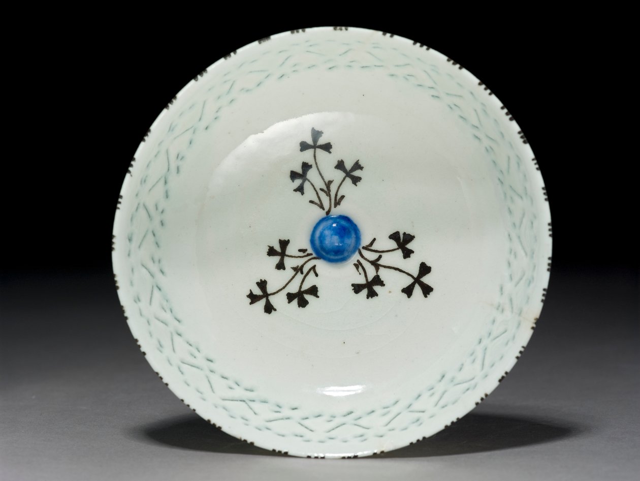 Gombroon Bowl, Irán, Szafavida-korszak, (kőpaszta áttört díszítéssel és fekete mázzal) alkotó: Persian School