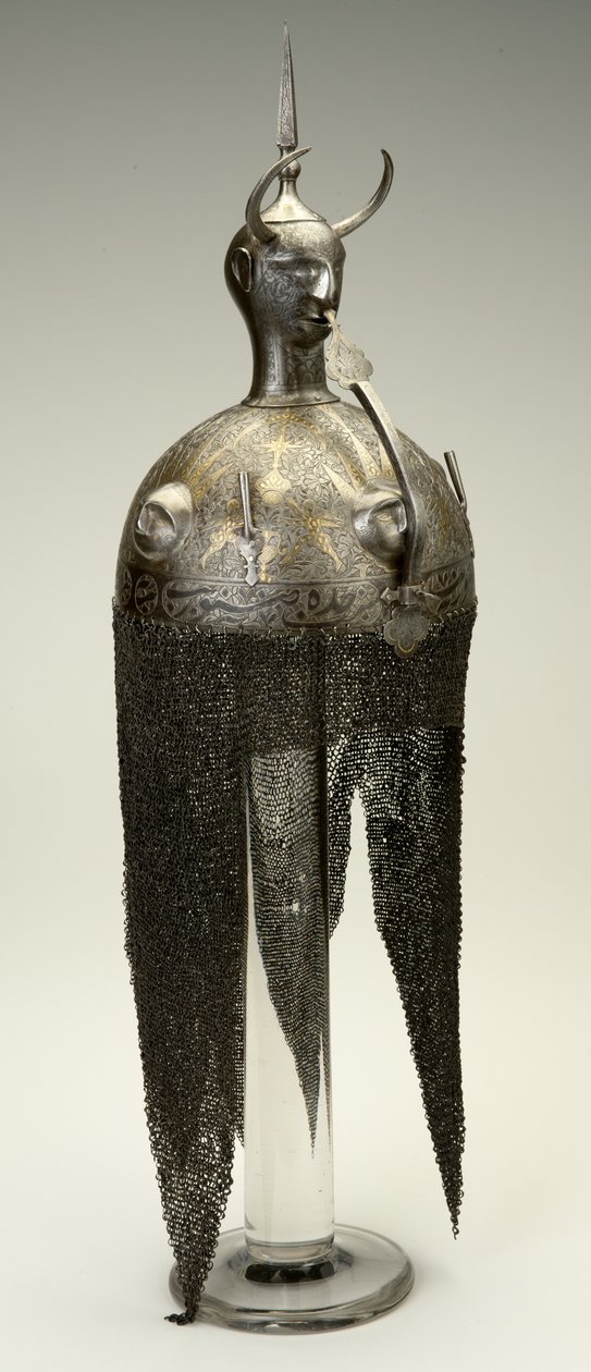 Kulah Khud, sisak, 1700-as évek körül, az 1800-as években átalakítva (vas arany és ezüst berakással) alkotó: Persian School