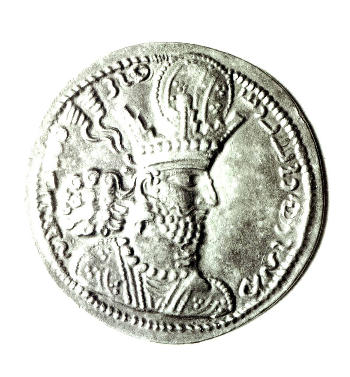 II. Shapur (310-79), Sassanian (ezüst) profilját ábrázoló érme előlapja (a hátoldalt lásd: 162414) alkotó: Persian School
