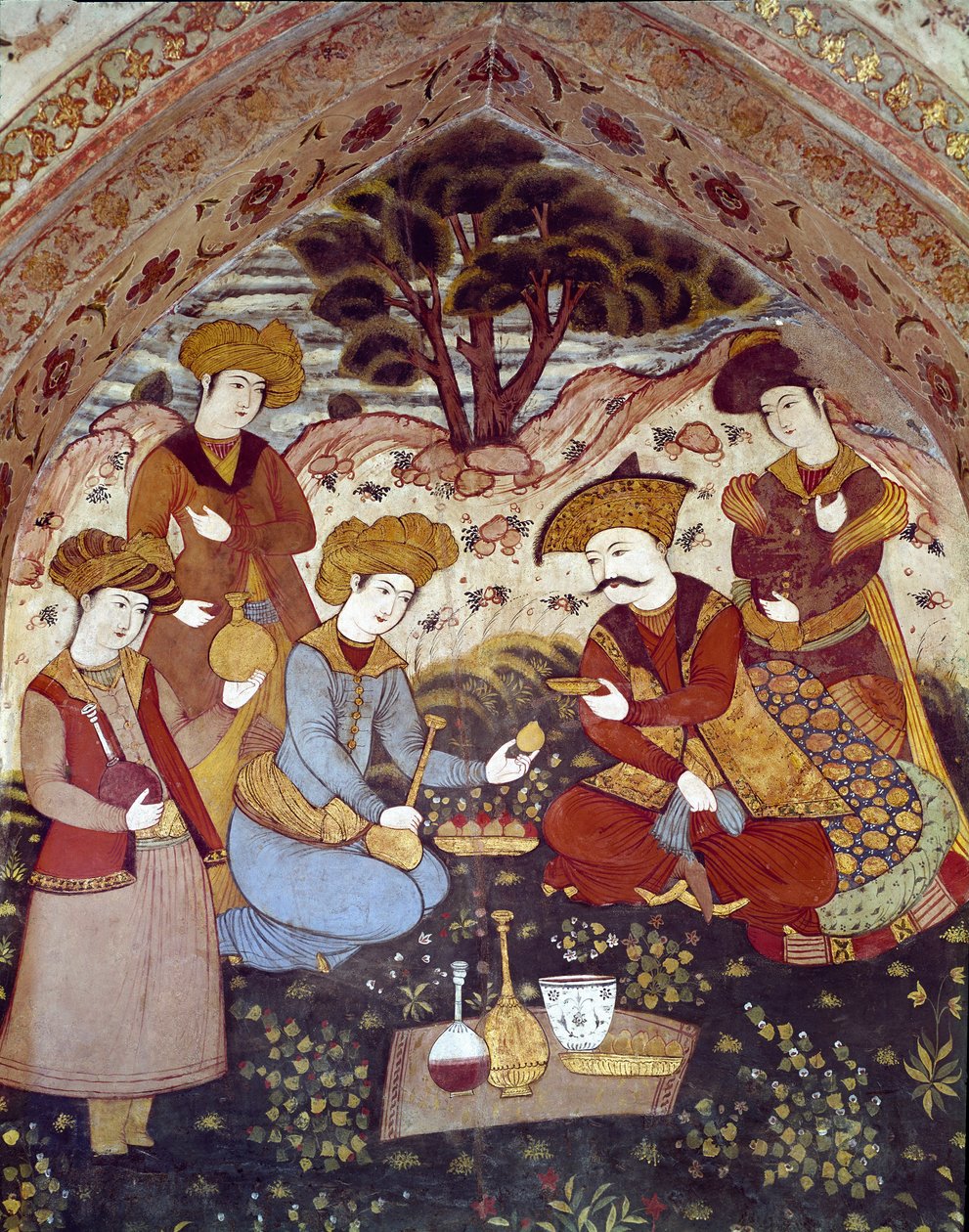 I. Nagy Abbász ábrázolása, akit kurtizánok szolgálnak ki (Egy freskó részlete alkotó: Persian School