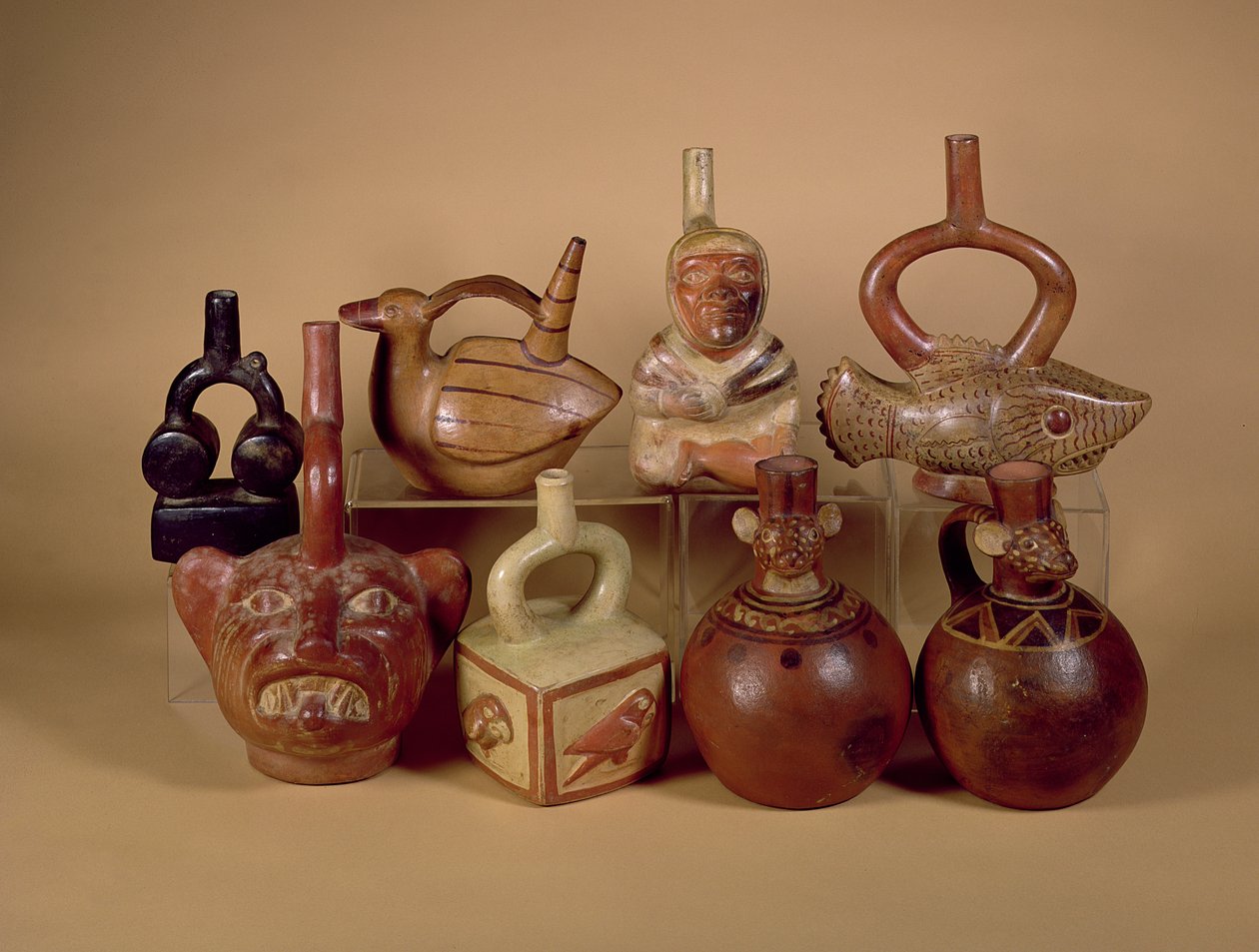 Mochica kengyeles edények, i.sz. 100-400 körül (kerámia) alkotó: Peruvian School