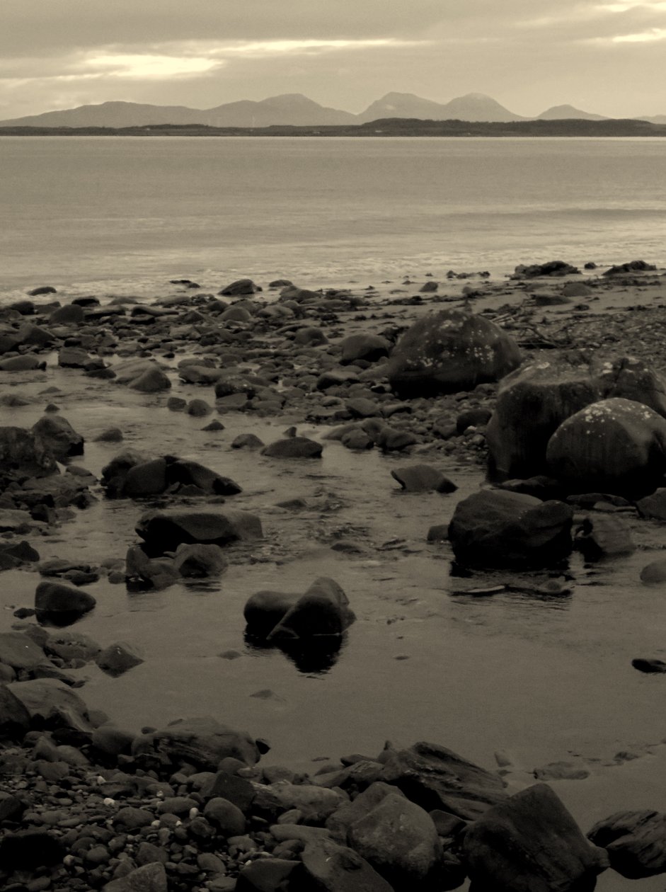 KINTYRE... PLUSZ.1 alkotó: Peter McClure