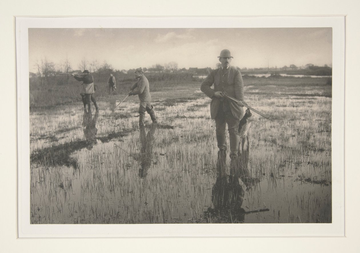 Férfiak vadásznak a mocsárban alkotó: Peter Henry Emerson