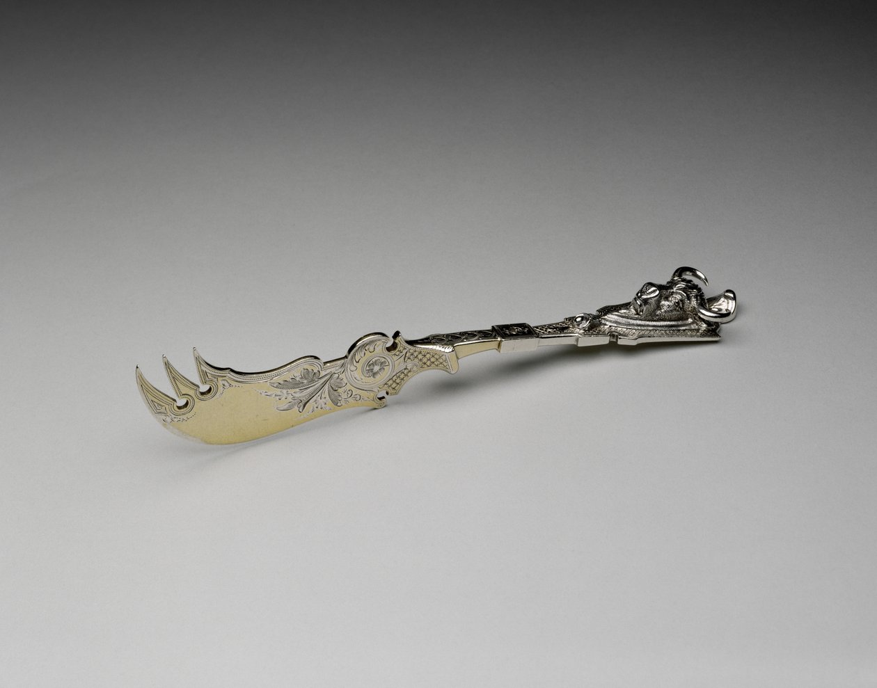 Sajtos kés, c. 1865-1870 (ezüst és ezüst aranyozott) alkotó: Peter L. Krider