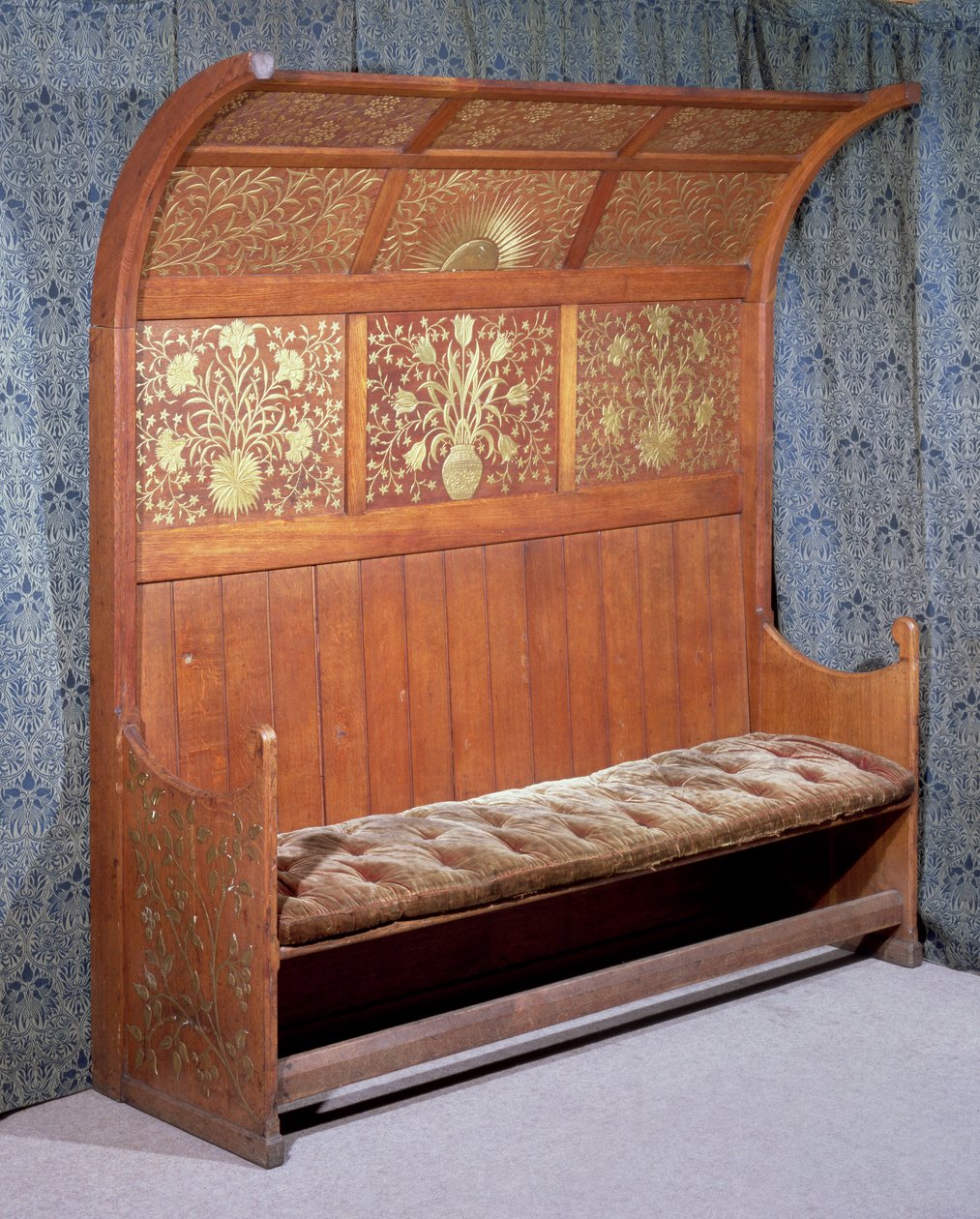 Telep aranyozott gesso díszítéssel, Morris and Company, 1865 körül (tölgyfa) alkotó: Philip Webb