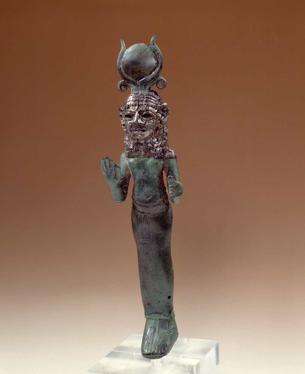 Keleti régiségek: Föníciai istennő. Bronz és ezüst szobrocska. Kr.e. 700-600. Párizs, Louvre Múzeum alkotó: Phoenician