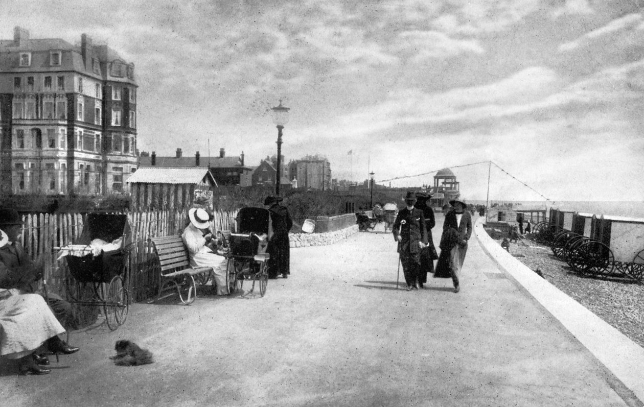 The Parade, Bexhill-on-Sea, East Sussex, 20. század eleje. alkotó: Photochrom Co Ltd of London