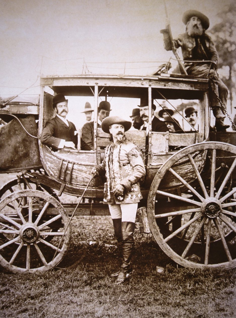 Buffalo Bill Cody (1846-1917) és a deadwoodi kocsija (fekete-fehér fotó) alkotó: Photographer American