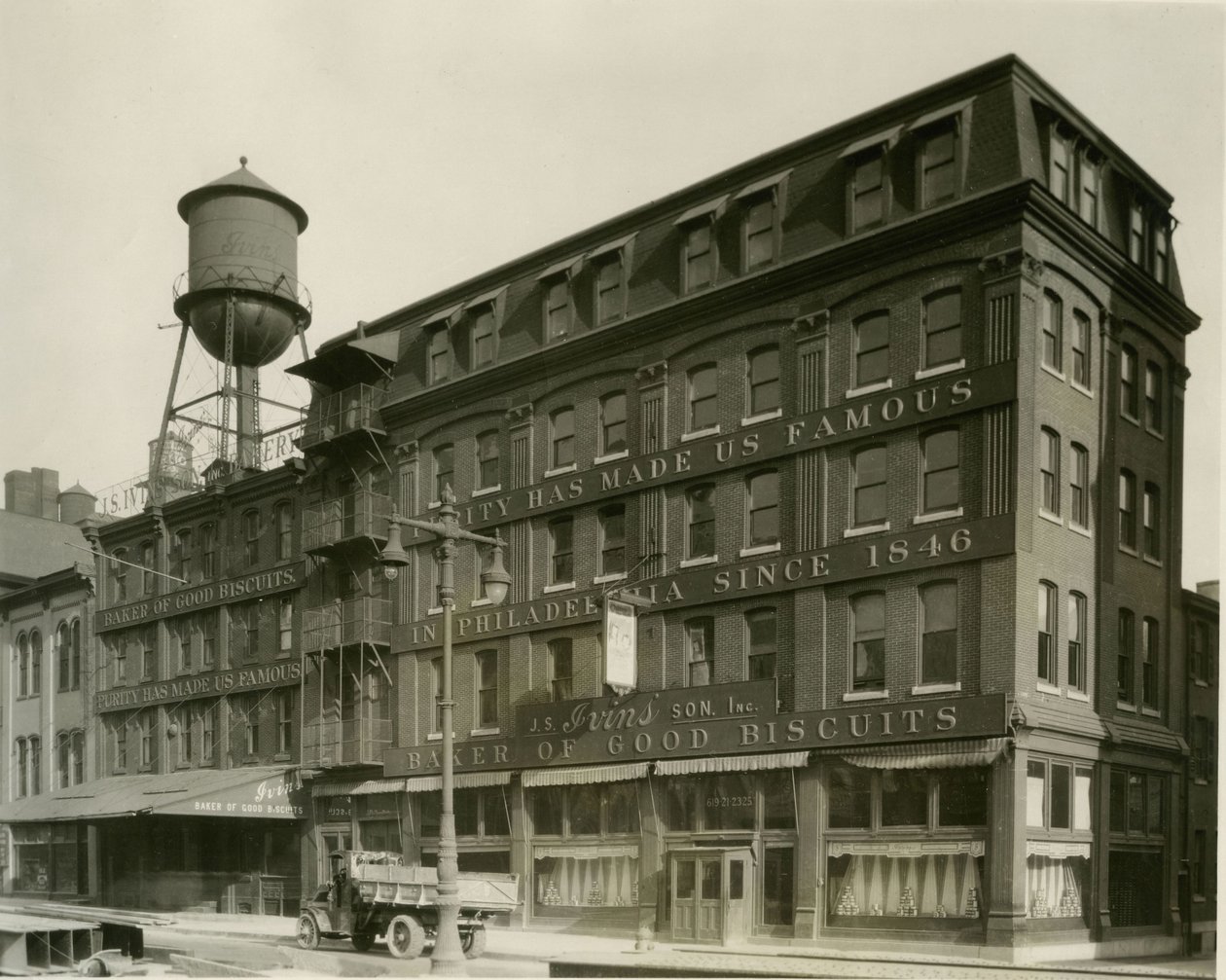 J. S. Ivins Son Inc. – Baker of Good Biscuits (f/w fotó) alkotó: Photographer American