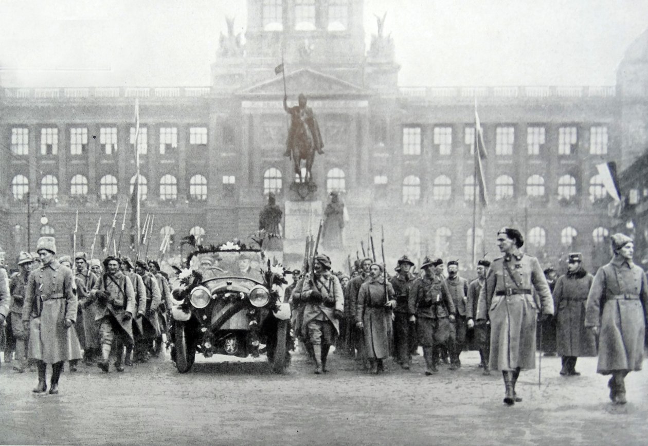 Cseh csapatok kísérik Thomas Masaryk elnököt Prágában, 1918. december 25-én (f/w fotó) alkotó: Photographer Czech