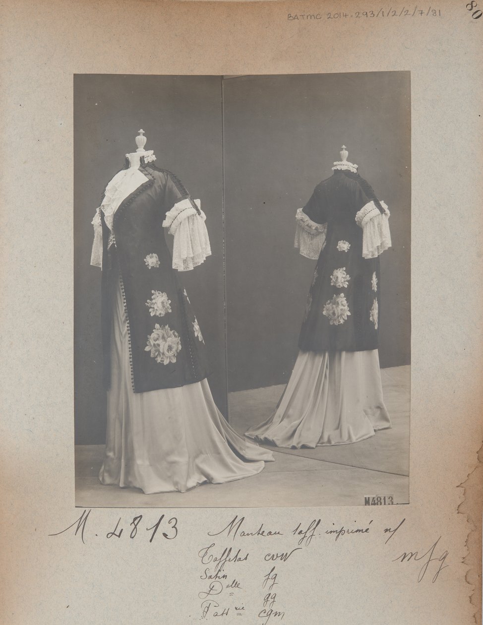 Albumoldal: House of Worth, Kabát alkotó: Photographer French