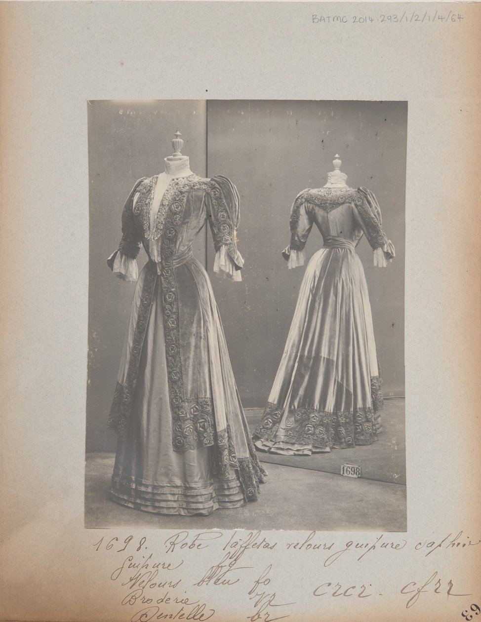Album oldal: House of Worth, Dress alkotó: Photographer French