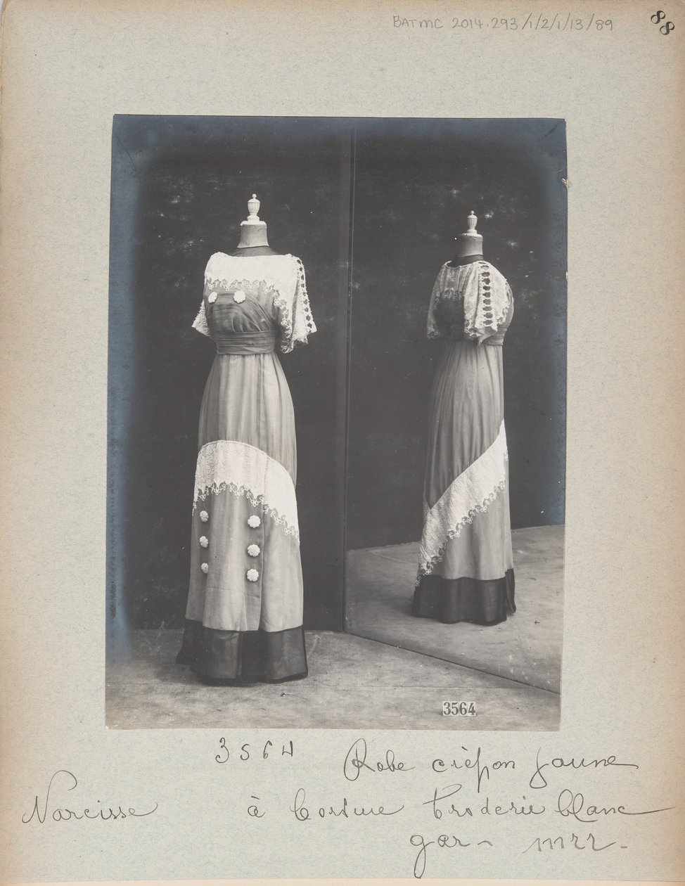 Album oldal: House of Worth, Dress alkotó: Photographer French