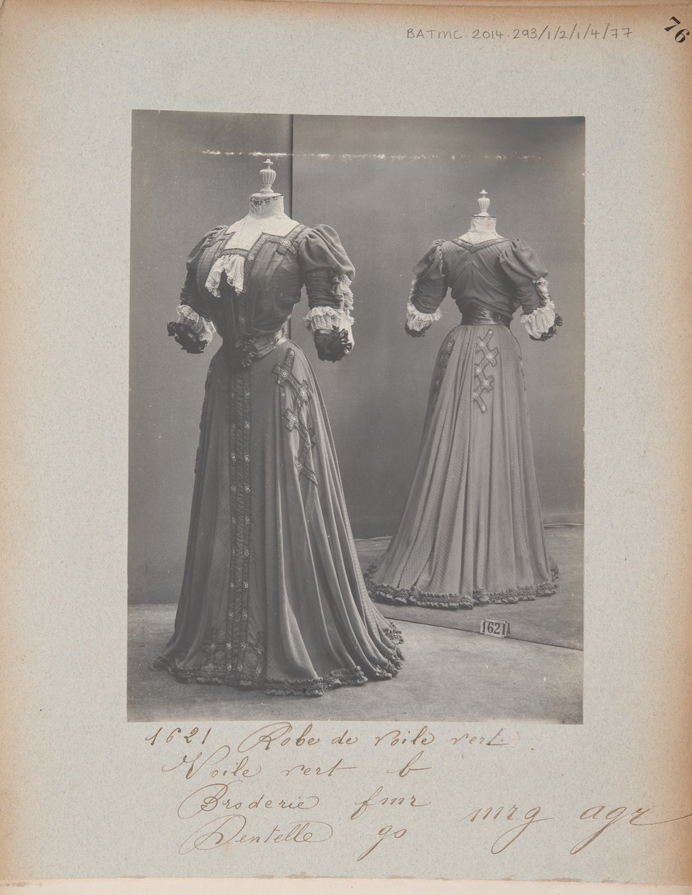 Album oldal: House of Worth, Dress alkotó: Photographer French