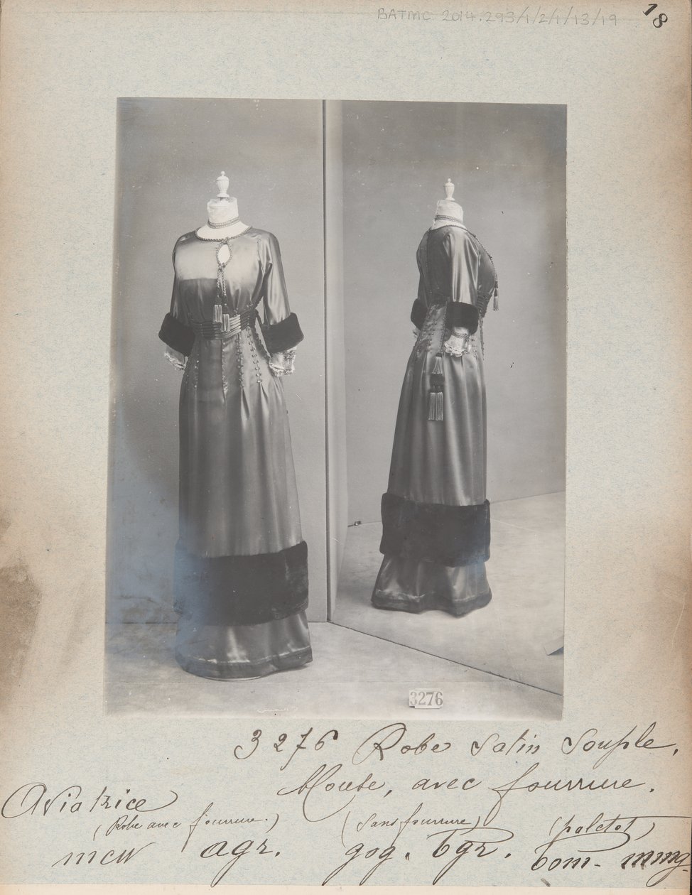Album oldal: House of Worth, Dress alkotó: Photographer French
