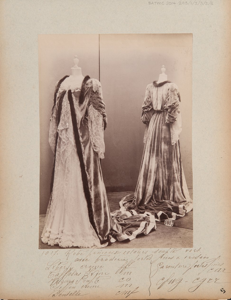 Album oldal: House of Worth, Dress alkotó: Photographer French