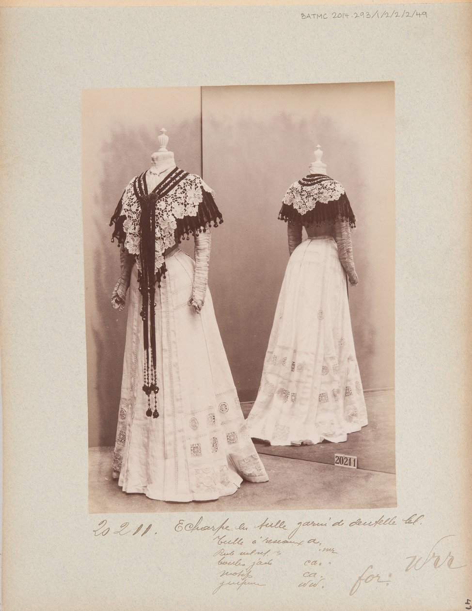 Albumoldal: House of Worth, Shoulder Cape alkotó: Photographer French