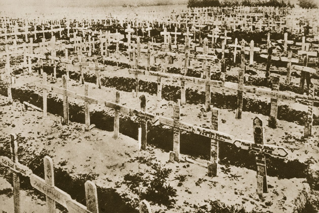 Nyugaton semmi új: egy német temető Franciaországban (szépia fotó) alkotó: Photographer German