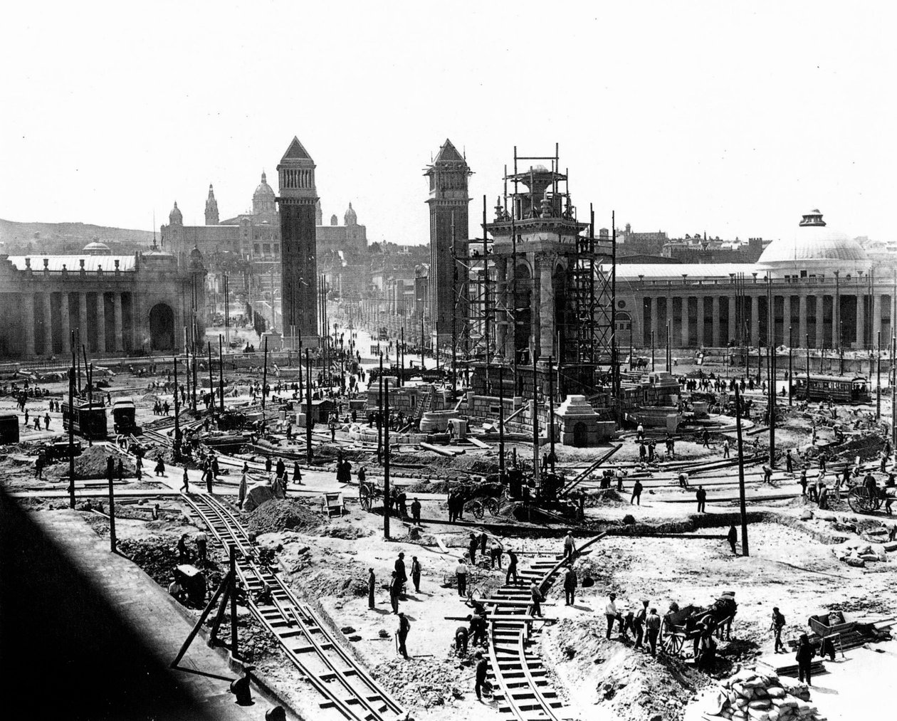 Építkezés Barcelonában, 1910 körül (f/w fotó) alkotó: Photographer Spanish