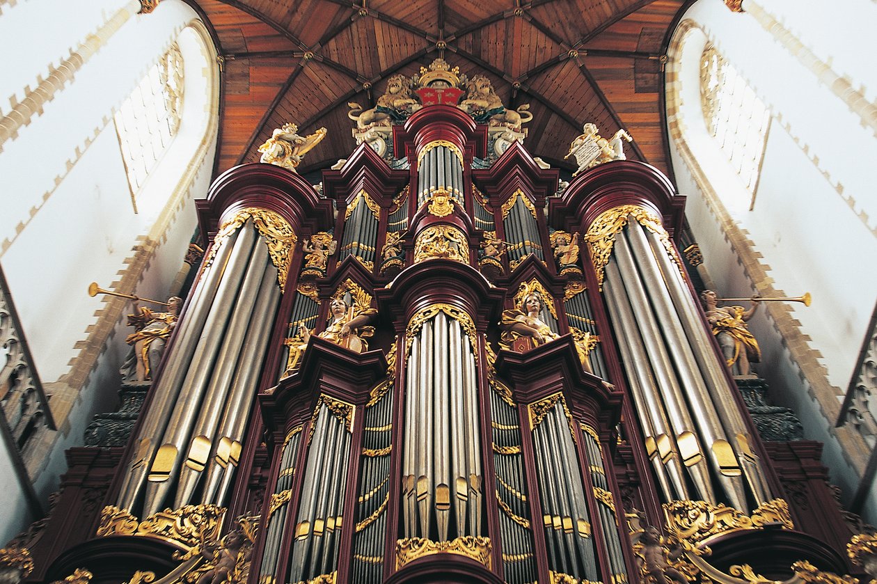 A St-Bavokerk templom vagy Grote Kerk orgonája, amelyet Christian Muller (1690-1763) épített, Haarlem, Hollandia alkotó: Blaise Nicolas Le Sueur