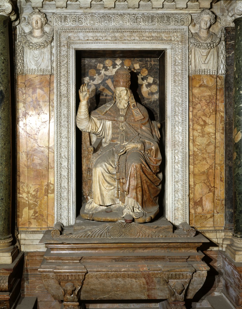 IV. Pál pápa sírja, Carafa-kápolna, Santa Maria sopra Minerva, Róma, 1559 körül (márvány) alkotó: Piero Ligorio