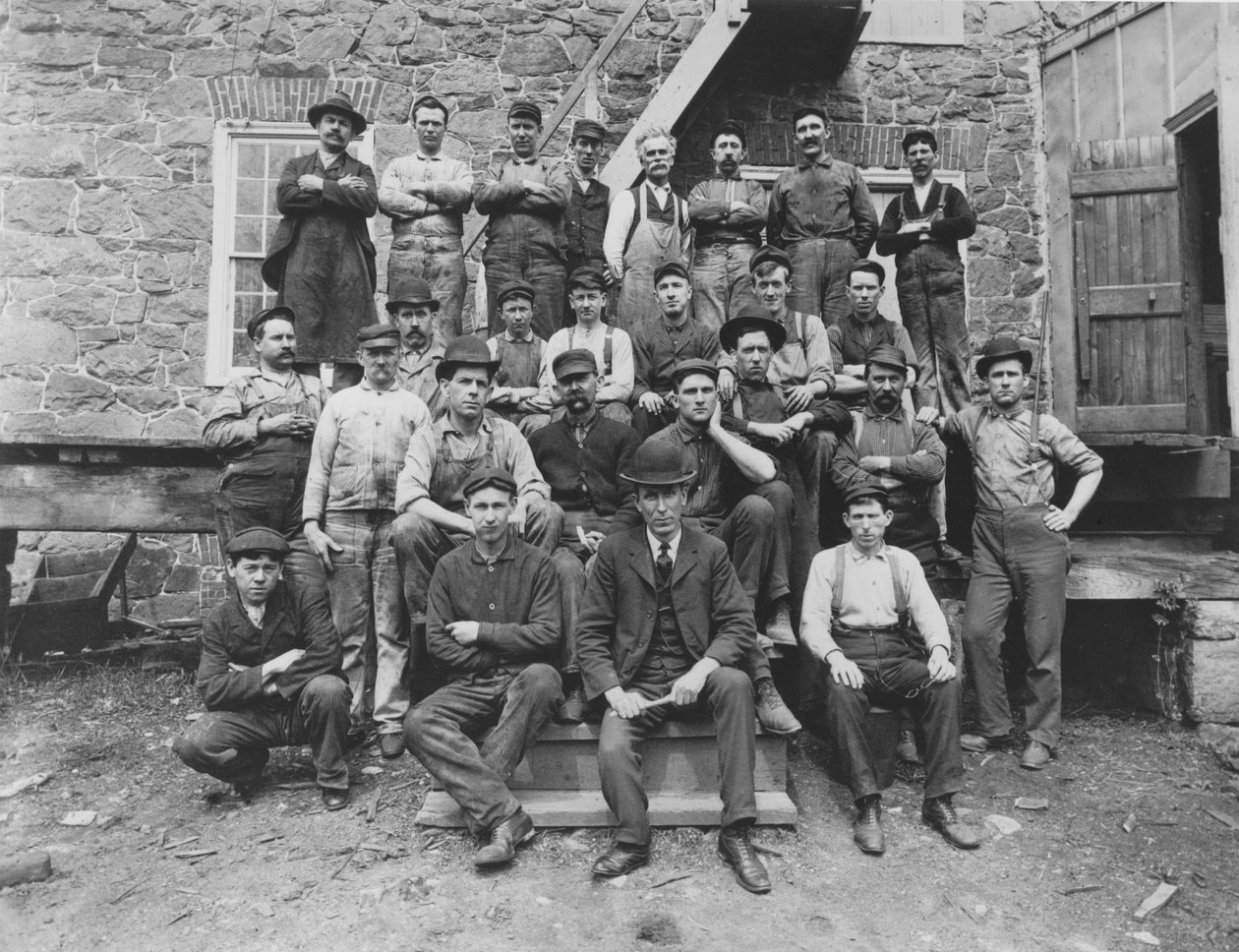A Henry Clay Factory alkalmazottai, 1905 alkotó: Pierre A. Gentieu
