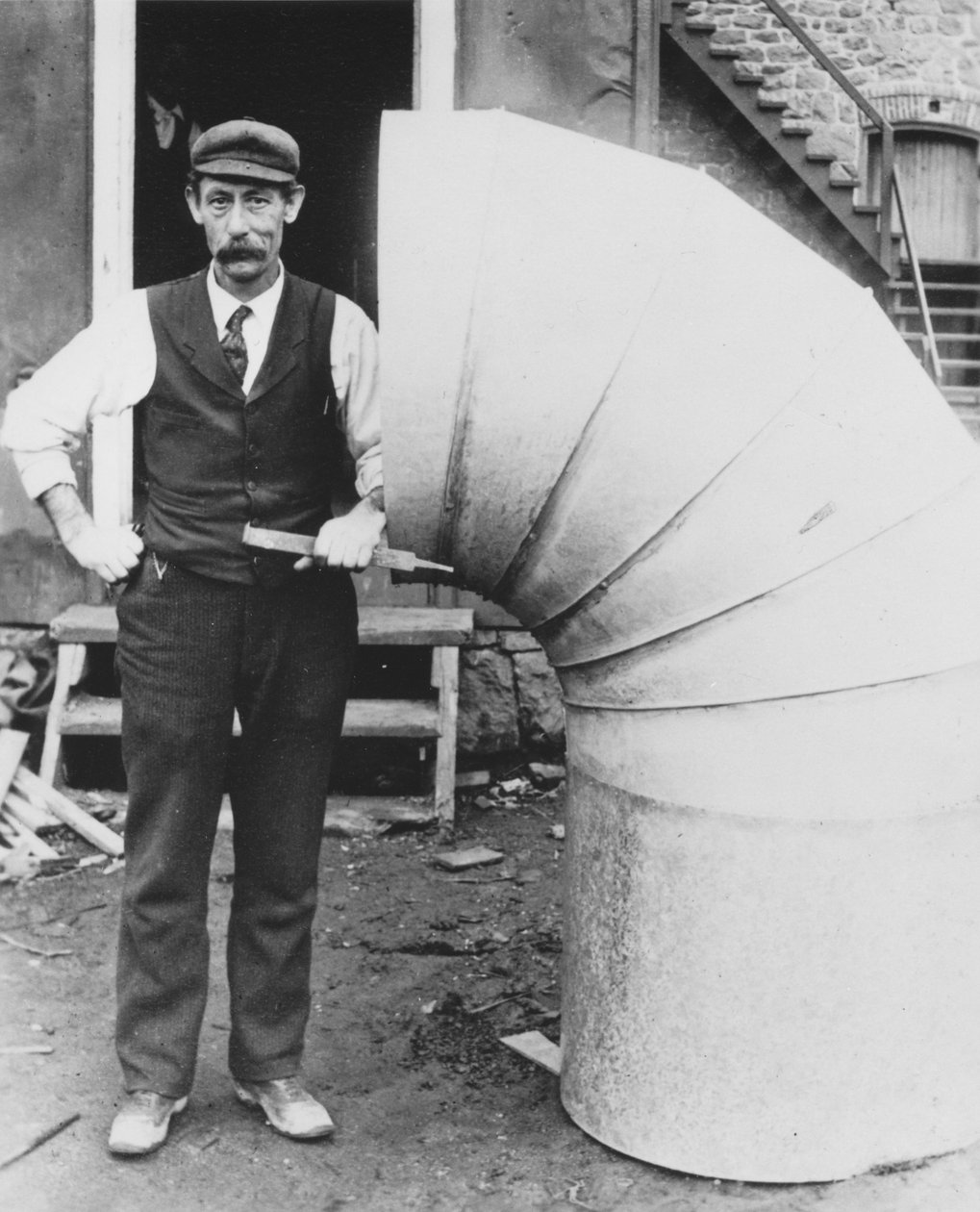 James Bright, a Hagley Yard bádogos alkotó: Pierre A. Gentieu