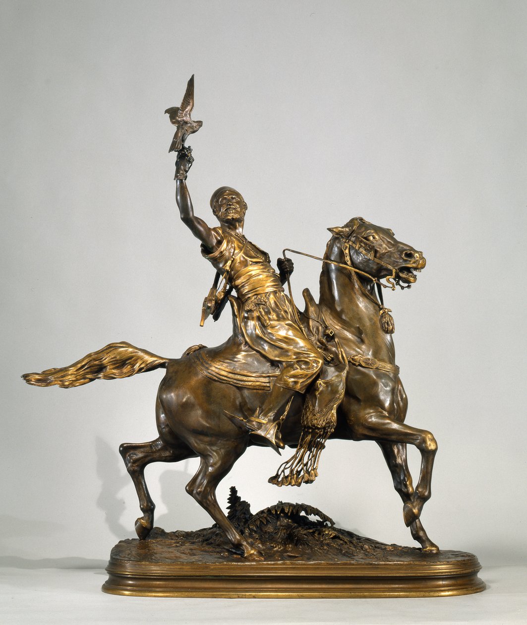 Arab solymász lóháton, 1880 körül (bronz) alkotó: Pierre Jules Mene