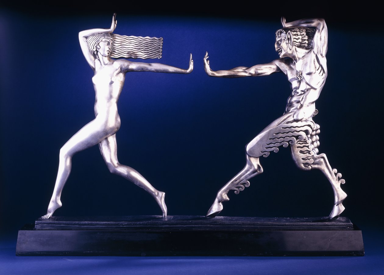Nimfa és faun csoport, XX. század (ezüstös bronz márvány alapon) alkotó: Pierre le Faguays