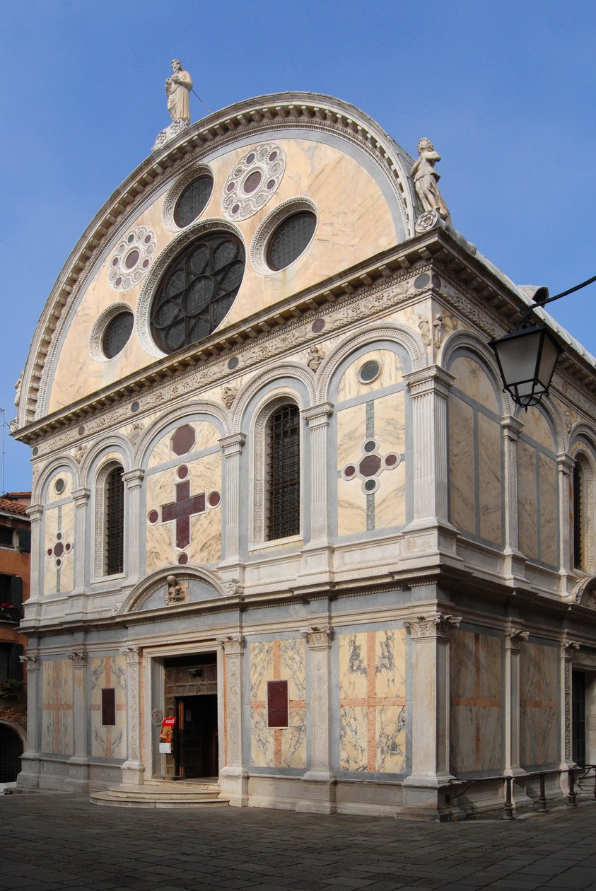 Kilátás a Santa Maria dei Miracoli templomról Velencében (Venezia) 2007-ben Pietro Lombardo és fiai által. alkotó: Pietro Tullio and Antonio I Lombardo