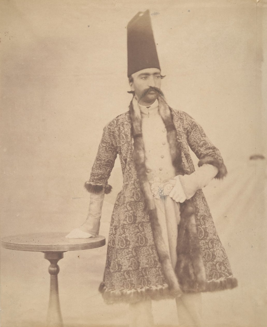 [Nasir al-Din Shah], 1840-60-as évek. alkotó: Possibly by Luigi Pesce.