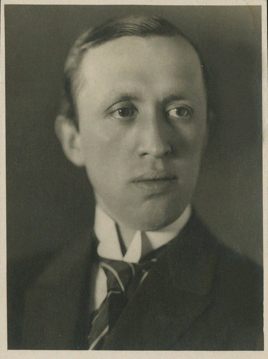 Karel Capek portréja 1890-1938, 1930. alkotó: Prague . Photo studio Vanek