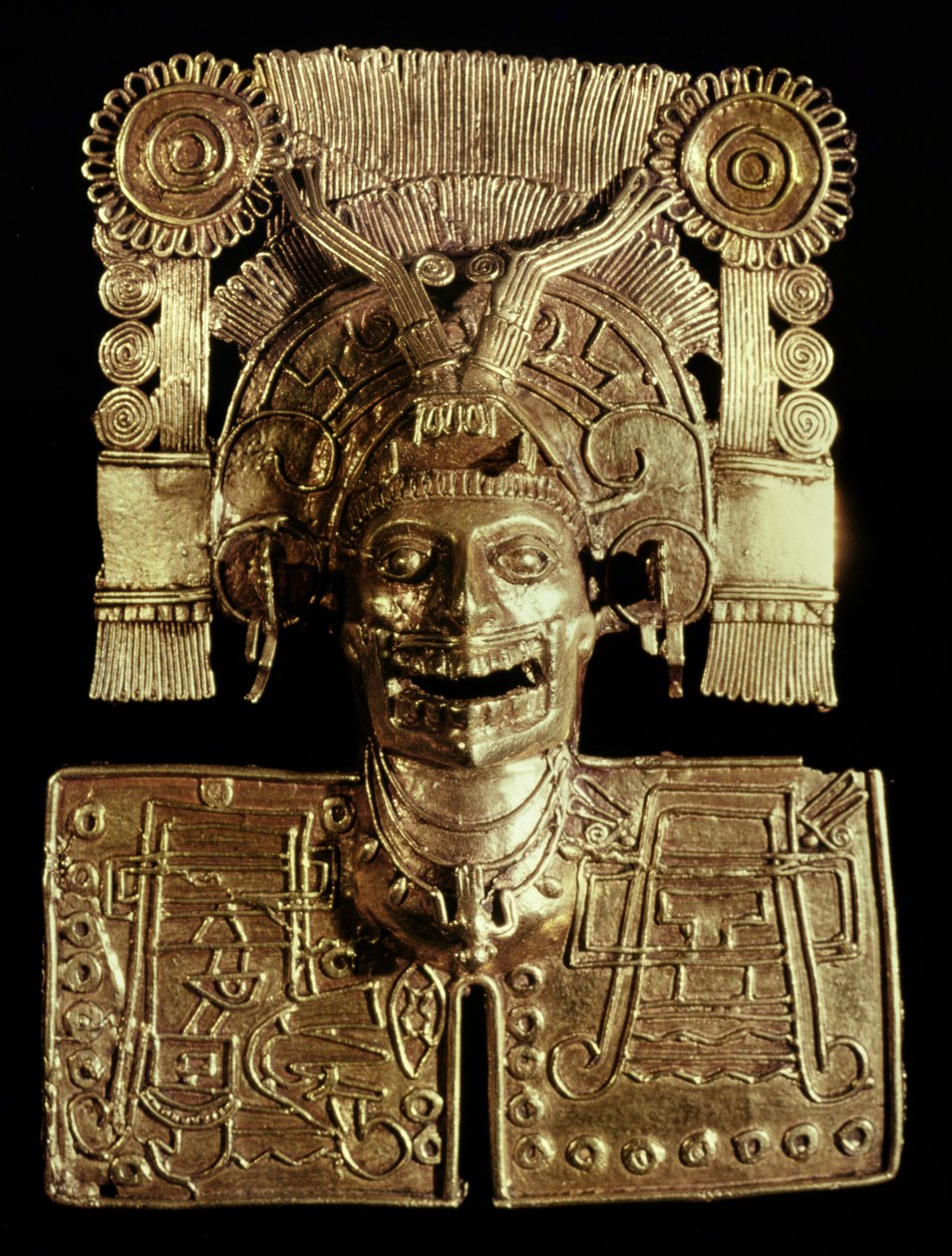 A halál istenét, Mictlantecuhtlit ábrázoló mellvért a 7. sírból, Monte Alban, Mixtec, 1300-1450 (arany) alkotó: Pre Columbian