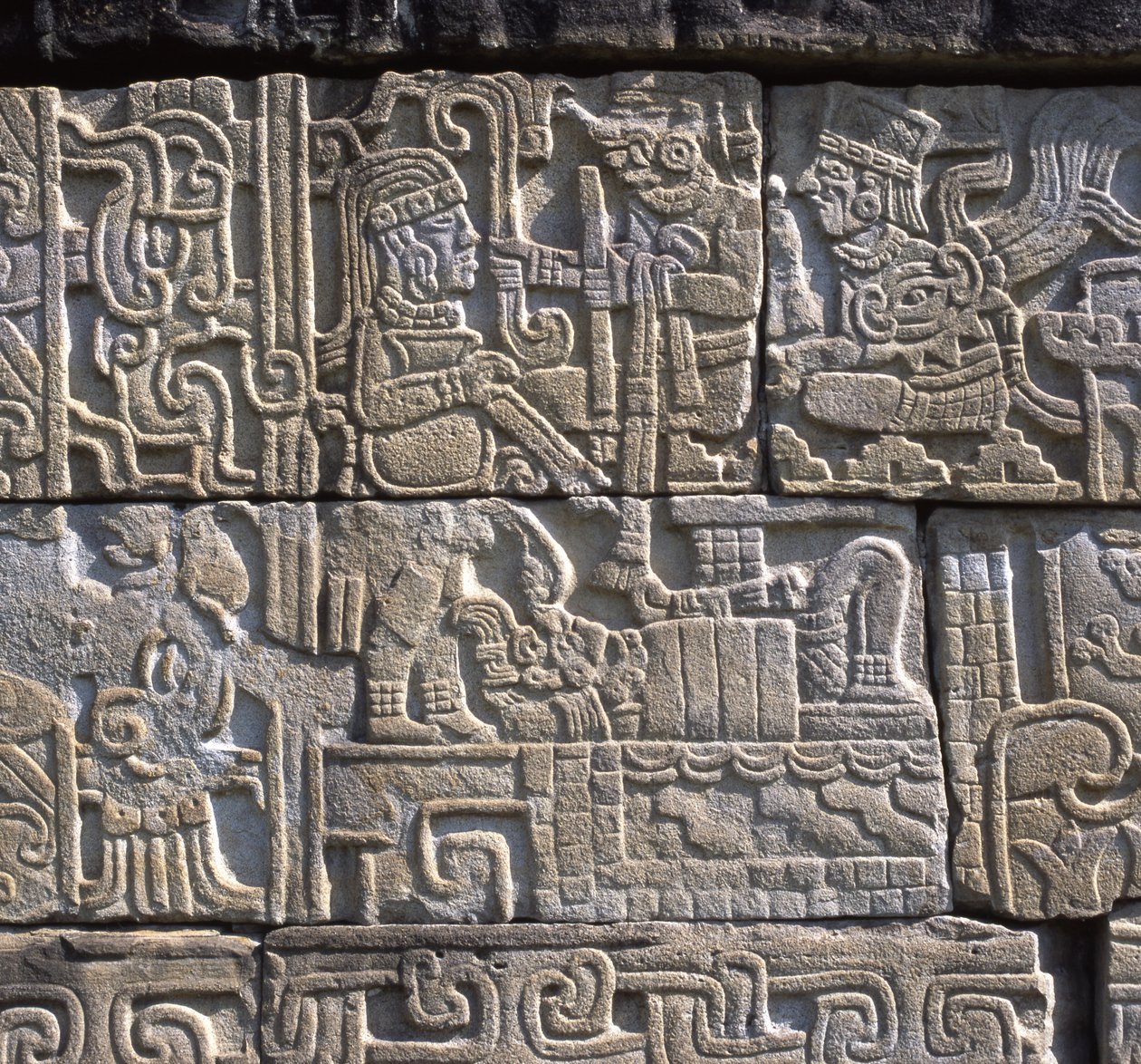 Középső dombormű, északi fal, déli labdapálya, Totonac, késő klasszicista időszak alkotó: Pre Columbian