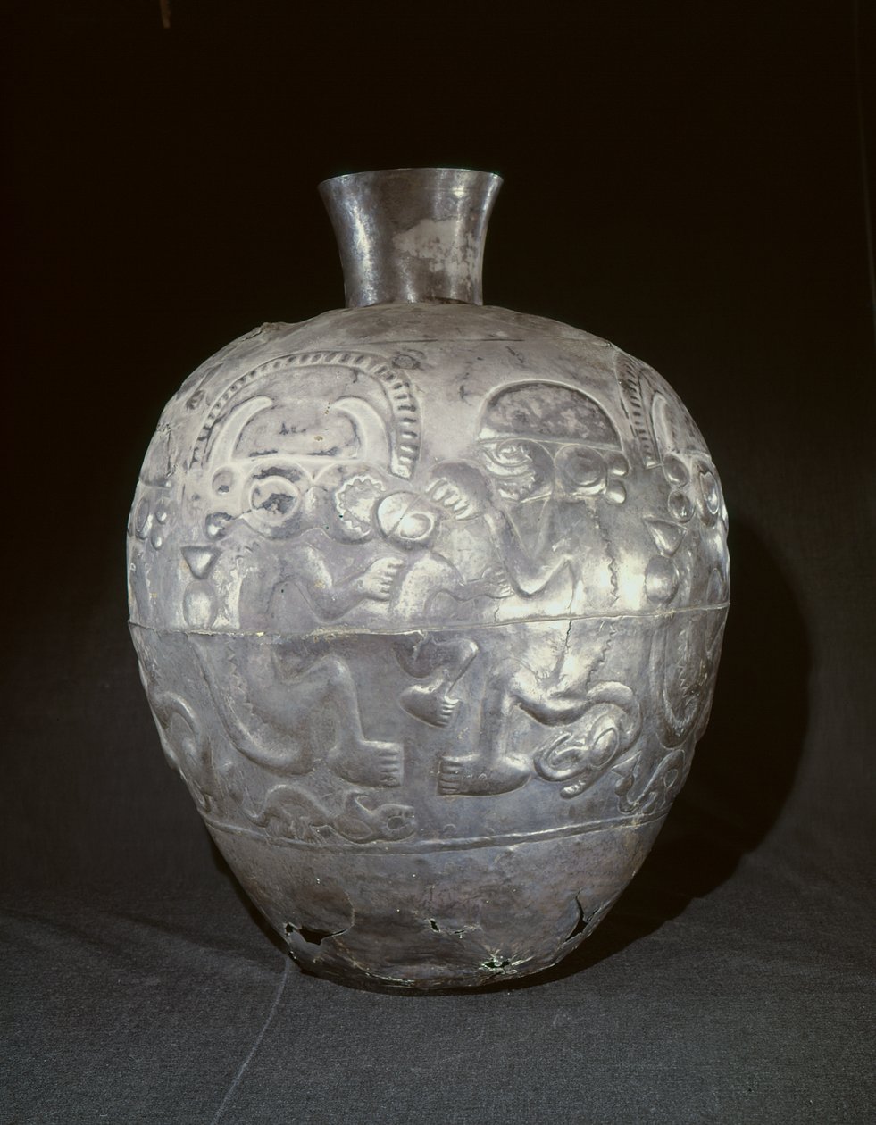 Nagy tégely, Chimu stílusú (ezüst) alkotó: Pre-Columbian Pre-Columbian