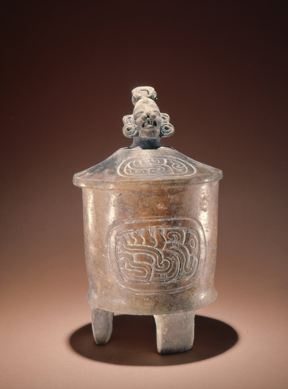 Teotihuacan-stílusú háromlábú állvány tál fejjel, amelyet Tikalban találtak (kerámia) alkotó: Pre Columbian Pre Columbian