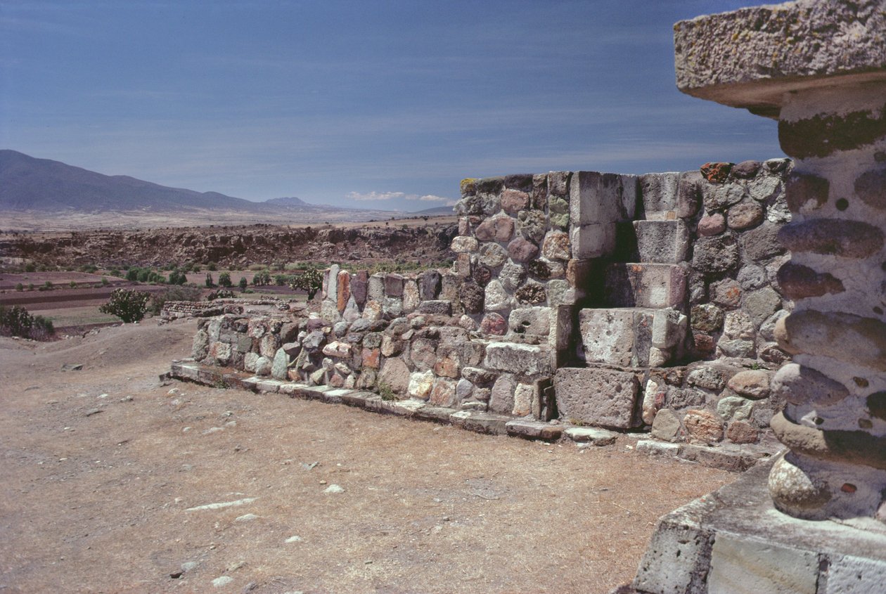 Falba épített lépcsőház, késői posztklasszikus időszak alkotó: Pre Columbian