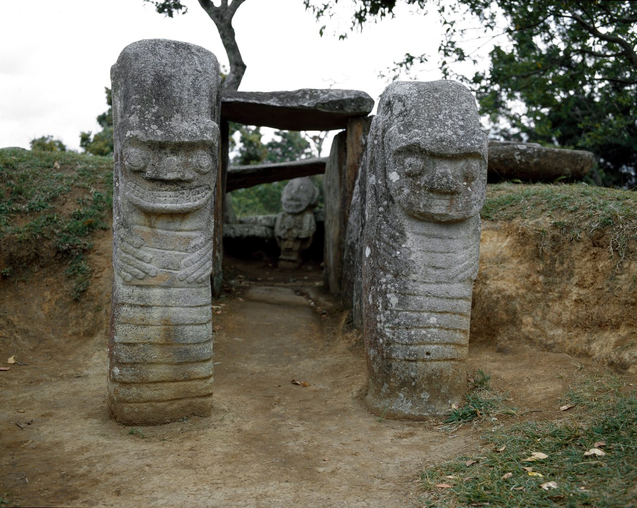 Zoomorf kariatida megalitikus szobra alkotó: Pre Columbian Pre Columbian