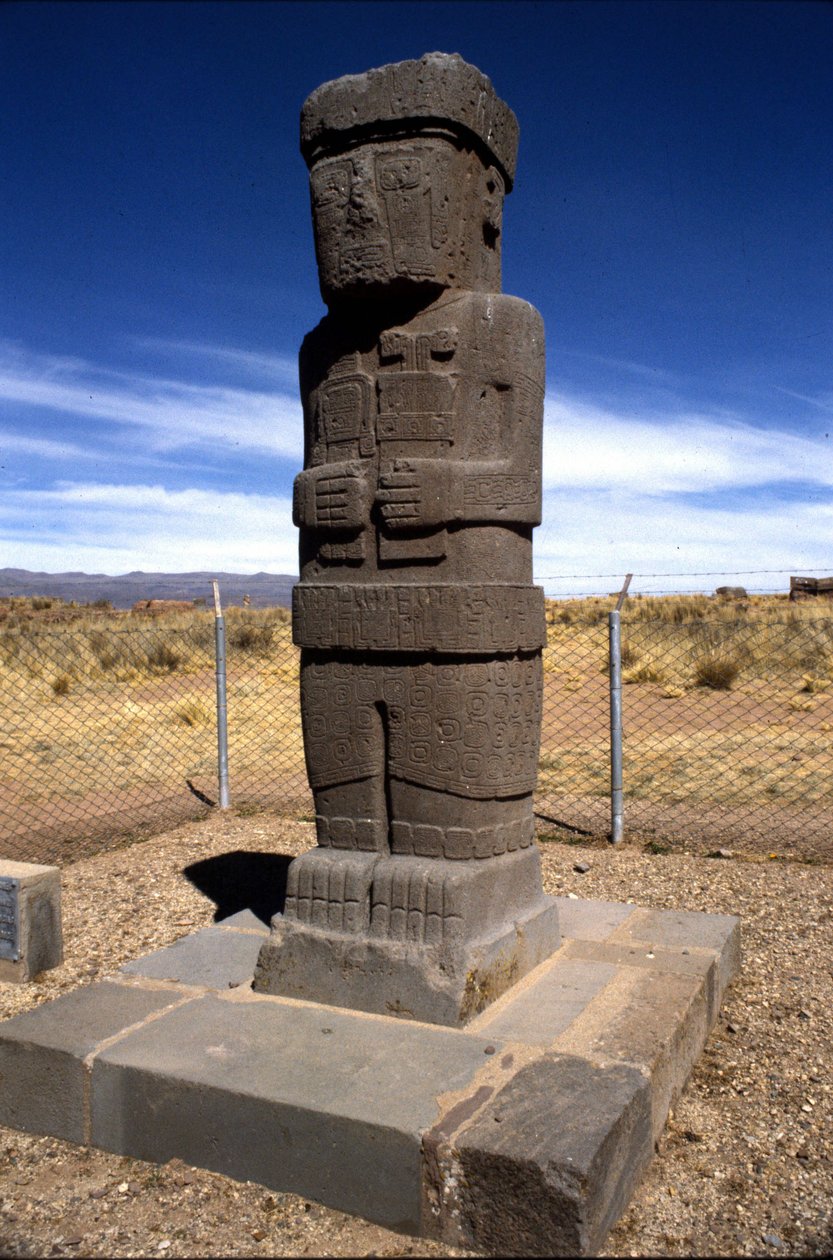 Kolumbusz előtti régészeti lelőhely, Tiahuanaco, Bolívia. alkotó: Pre Columbian Pre Columbian