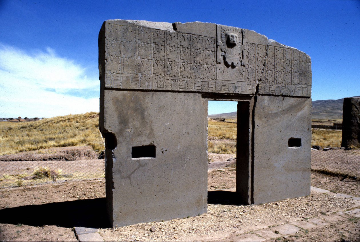 Kolumbusz előtti régészeti lelőhely, Tiahuanaco, Bolívia. alkotó: Pre Columbian Pre Columbian
