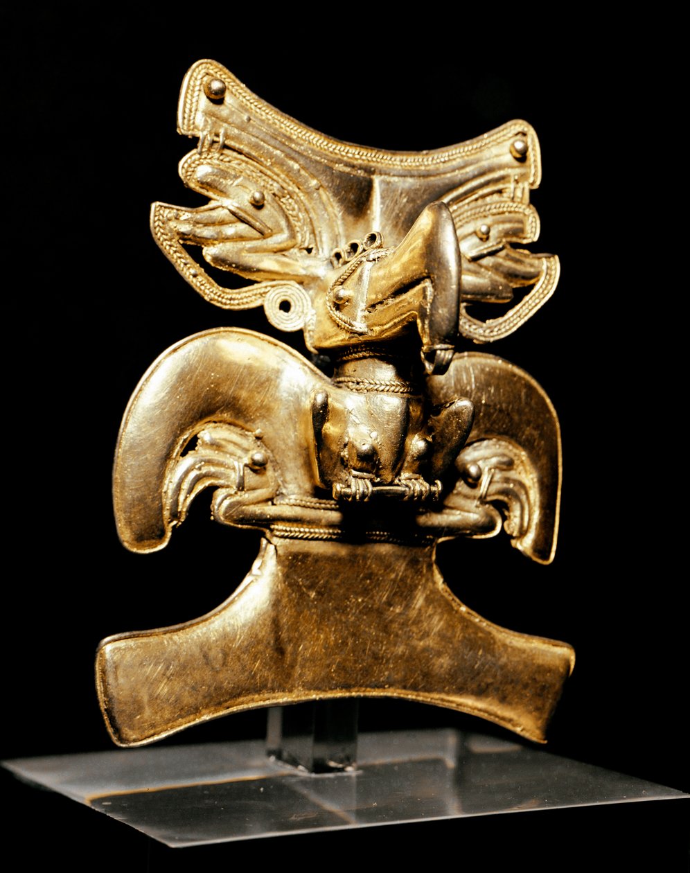 Kolumbiai előtti művészet, Tairona civilizáció: madár alakú arany medál. Kr.u. 10-16. Bogota, Museo de oro alkotó: Pre Columbian Pre Columbian