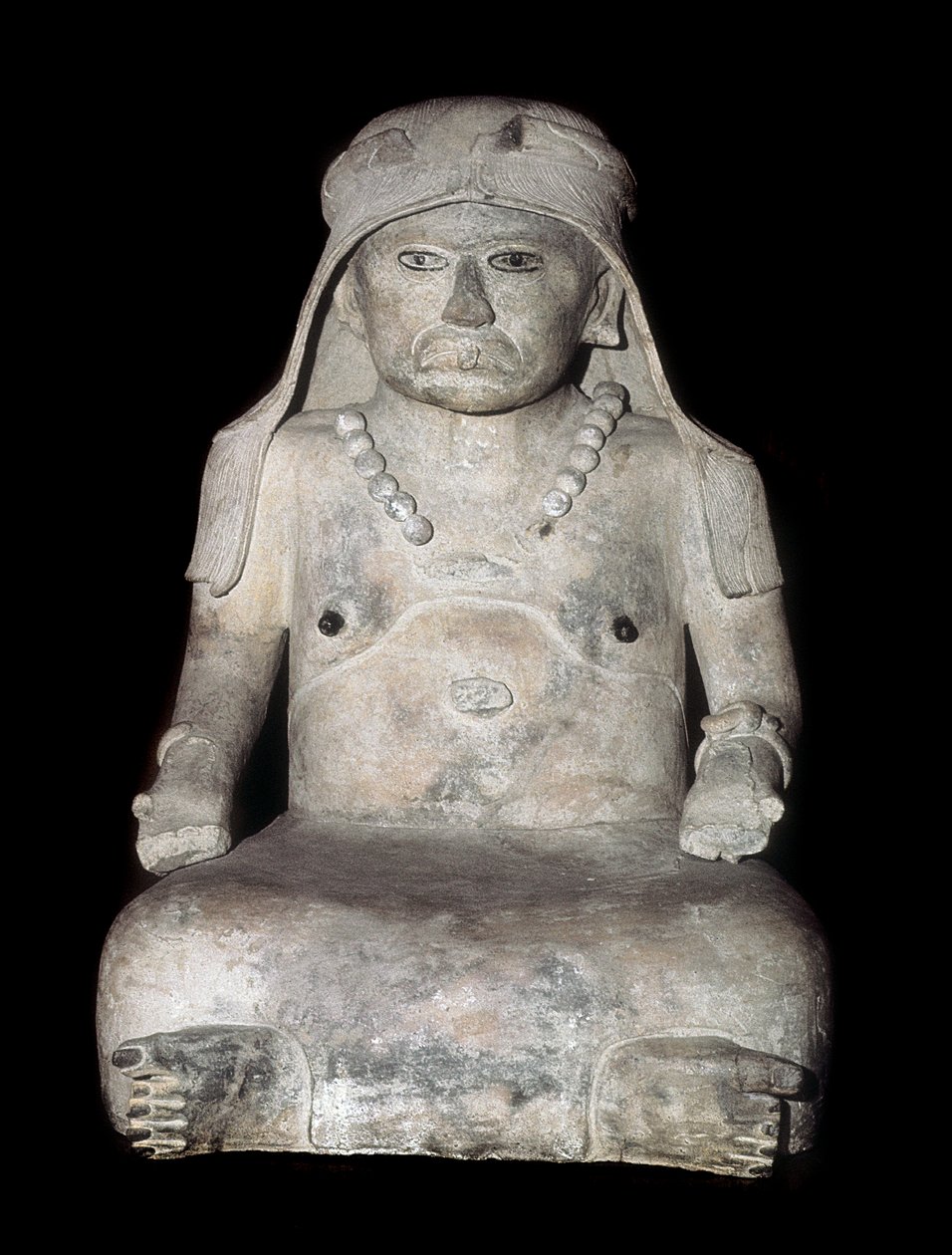 Kolumbiai előtti művészet: öregasszony fejfedővel. Szobor Veracruzból (Mexikó) alkotó: Pre Columbian Pre Columbian