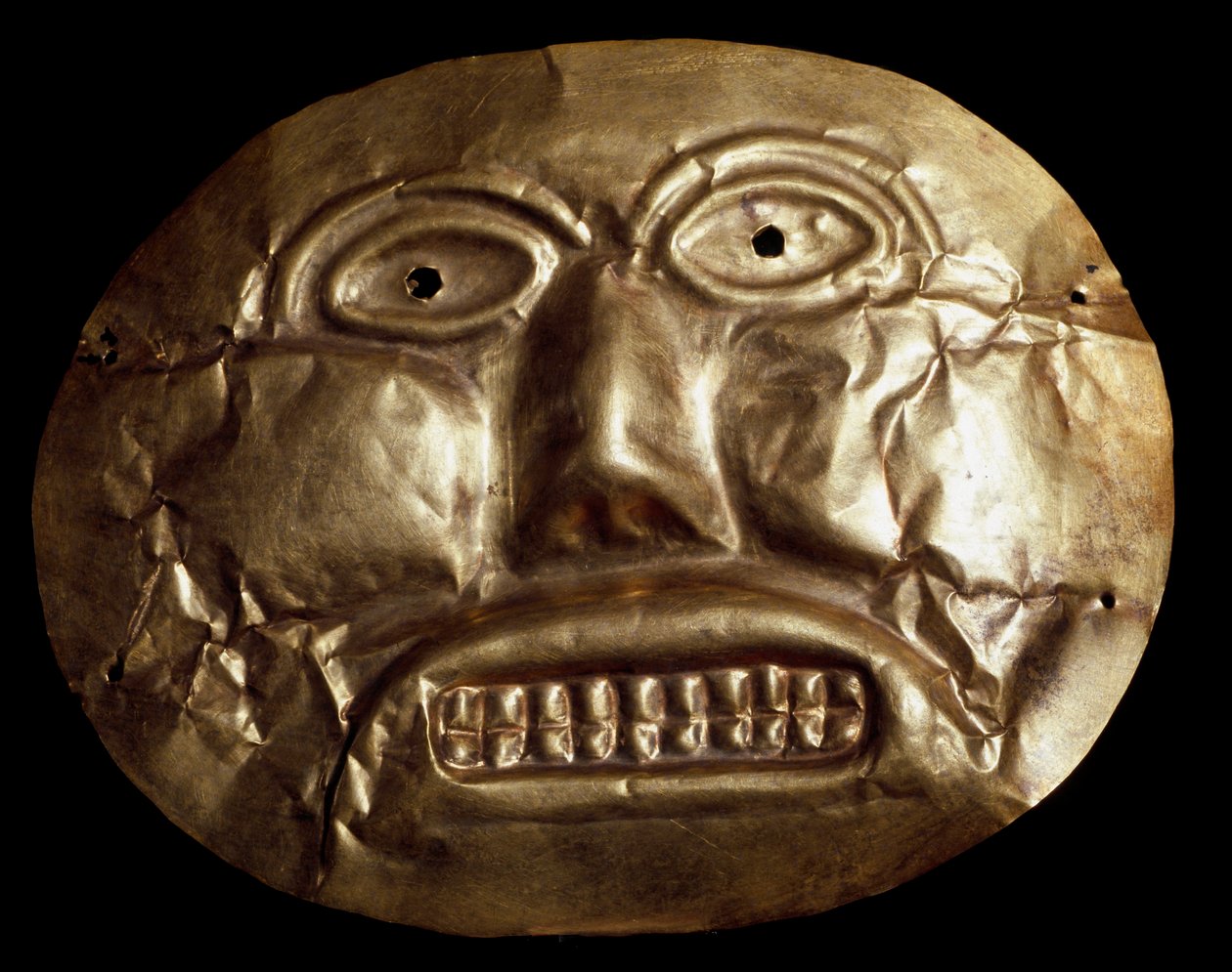 Prekolumbiai civilizáció Calima: temetési arany maszk. 7-15. századi Bogota, Museo de Oro Colombia - Kolumbusz előtti művészet, Calima kultúra (i.sz. 7-15.): temetési aranymaszk - Bogota, Museo de Oro Colombia - Kolumbusz előtti művészet, Calima kultúra (i alkotó: Pre Columbian Pre Columbian