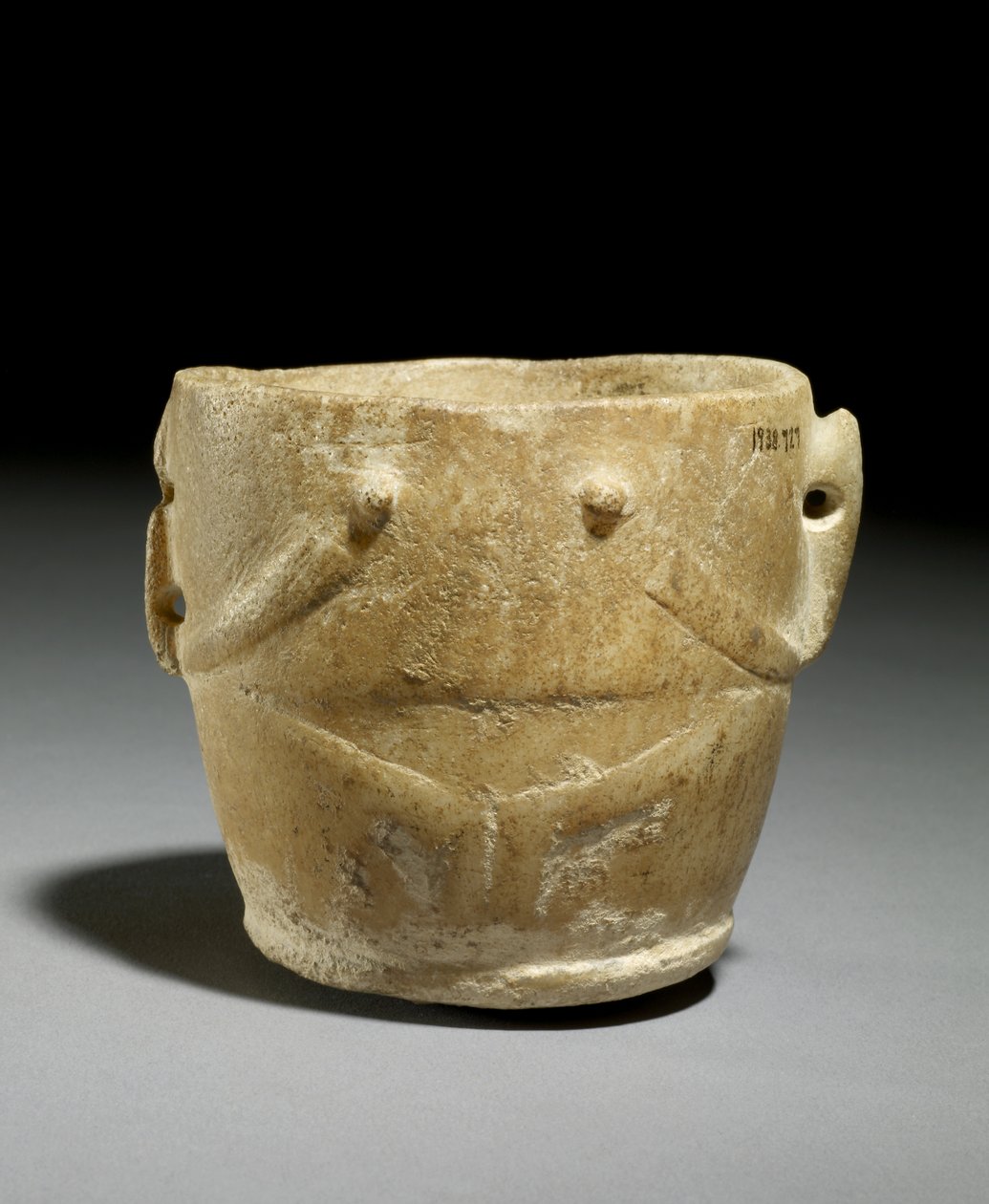Antropomorf főzőpohár, kora kükladikus, Kr.e. 2500 körül (cserép) alkotó: Prehistoric
