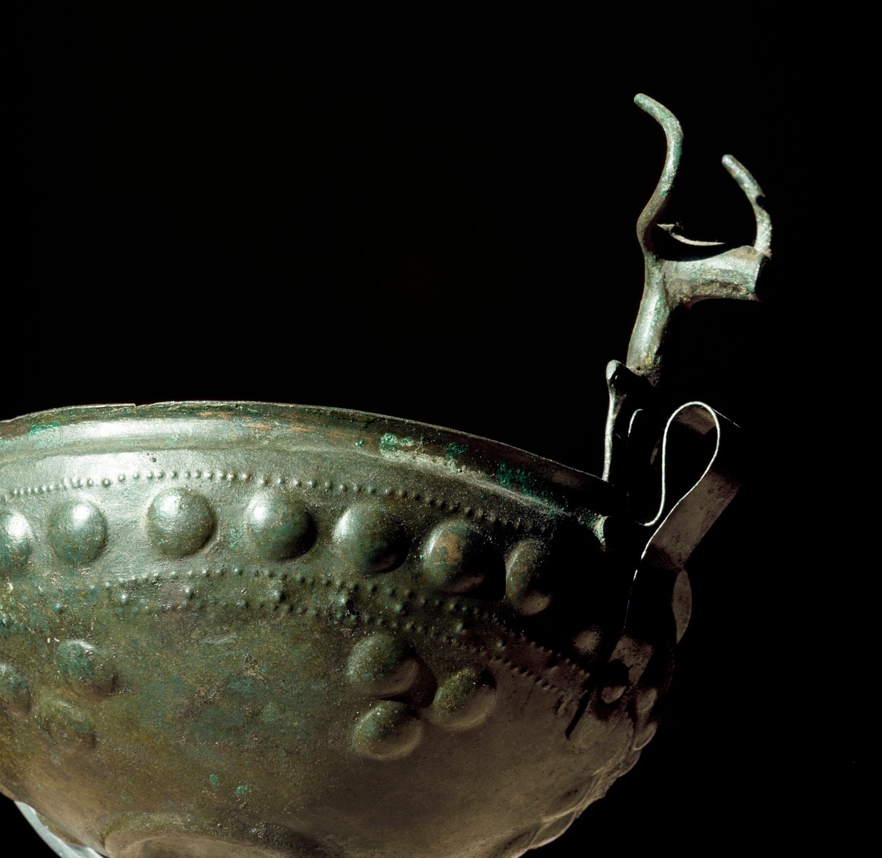 Etruszk civilizáció: bronz pohár a tolfai nekropoliszból, Lazioból. Kr.e. 10. század. Róma, Luigi Pigorini Nemzeti Őskori Néprajzi Múzeum alkotó: Prehistoric Prehistoric