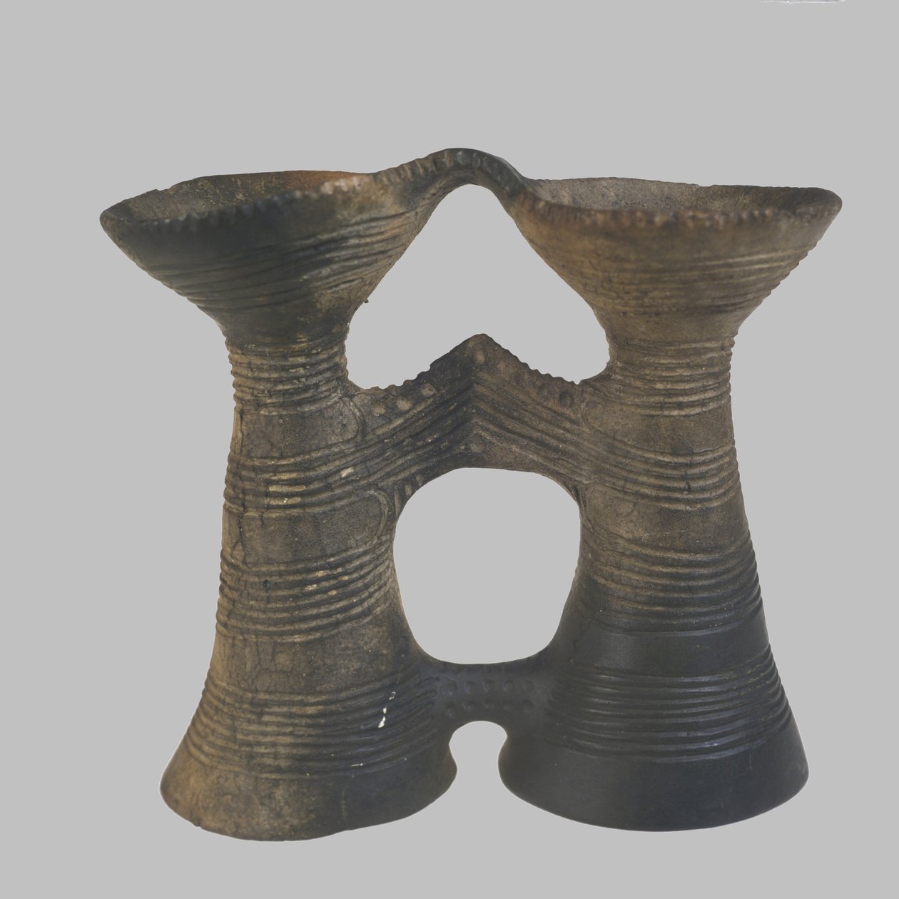 Távcső alakú edény, ie 4400-4200 alkotó: Prehistoric Russian Culture