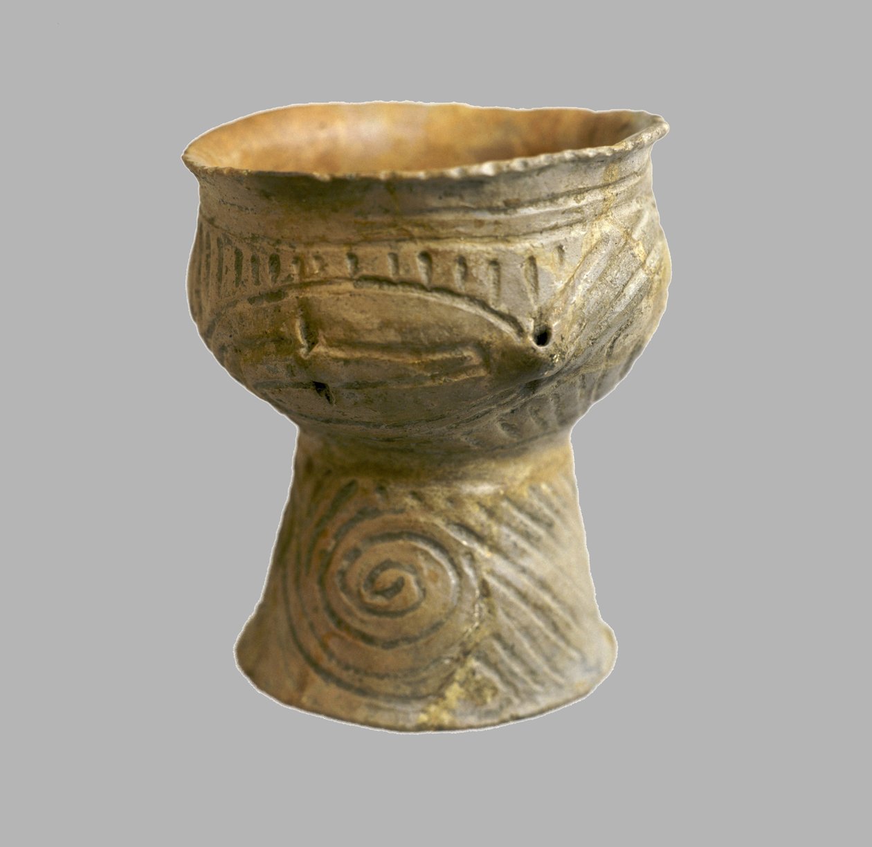 Serleg kígyókkal, ie 4400-4100 alkotó: Prehistoric Russian Culture