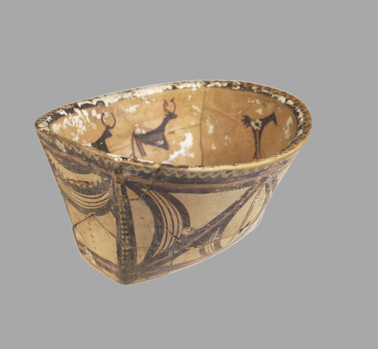 Ovális tál, Kr.e. 4. évezred alkotó: Prehistoric Russian Culture